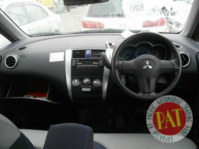 правая руль 2003. правая руль 2003. Mitsubishi grandis 2004 правый руль. Toyota corolla 2006. митсубиси грандис 2003 правый руль.