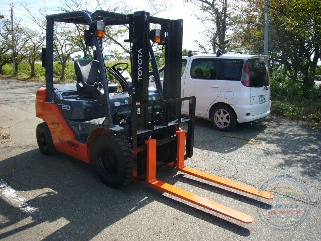 TOYOTA 8FGL20 GENEO (НОВЫЙ)