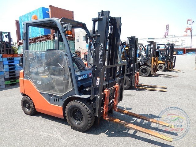 TOYOTA 02-8FG15
