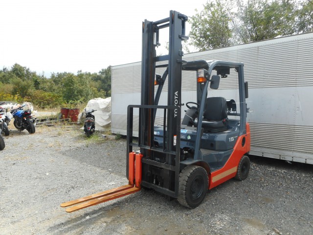 TOYOTA 02-8FG15