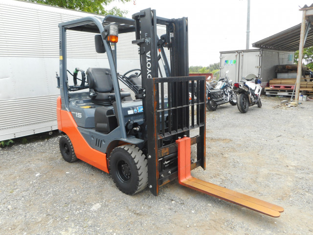 TOYOTA 02-8FG15