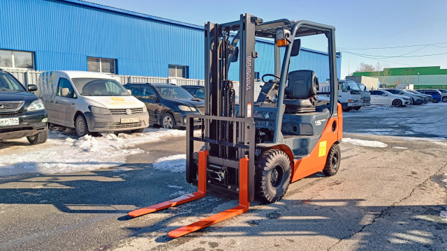 TOYOTA 02-8FG15