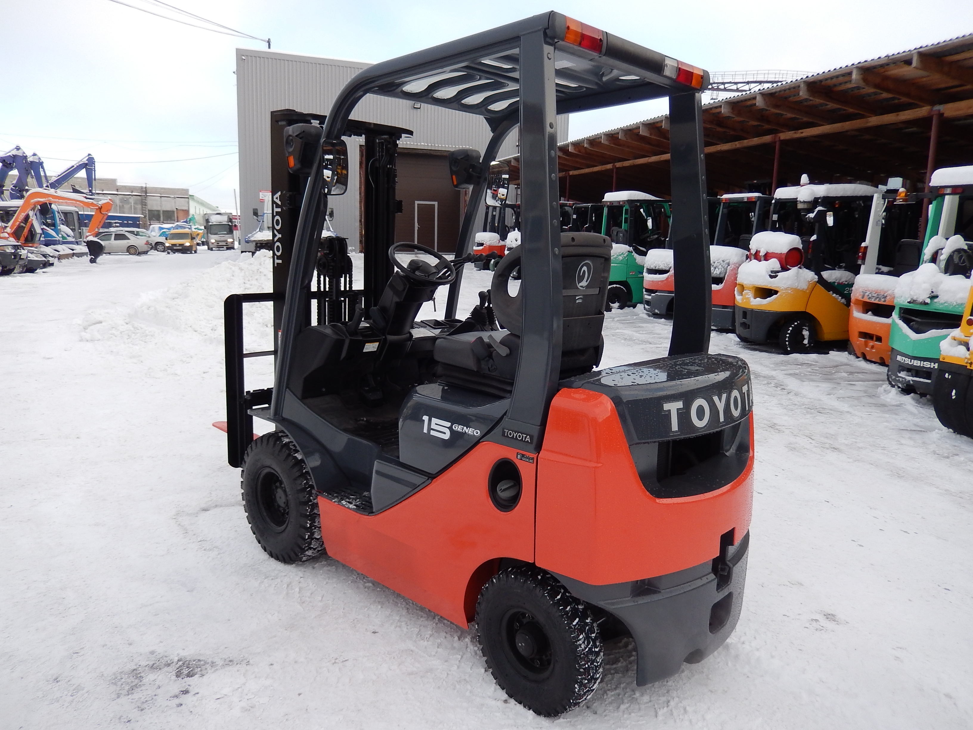 Toyota 8. Вилочный погрузчик Toyota 8fg15. Автопогрузчик вилочный Тойота 8fg15. Toyota forklift fg15. Автопогрузчик Toyota 8fg40n.